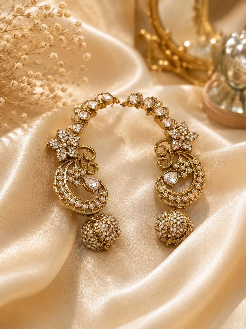 Siyah-e-Zar Earrings