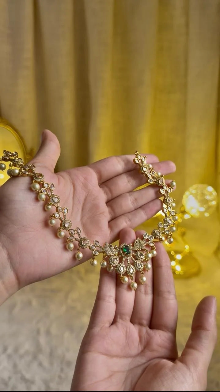 Sabz-e-Noor Necklace Set