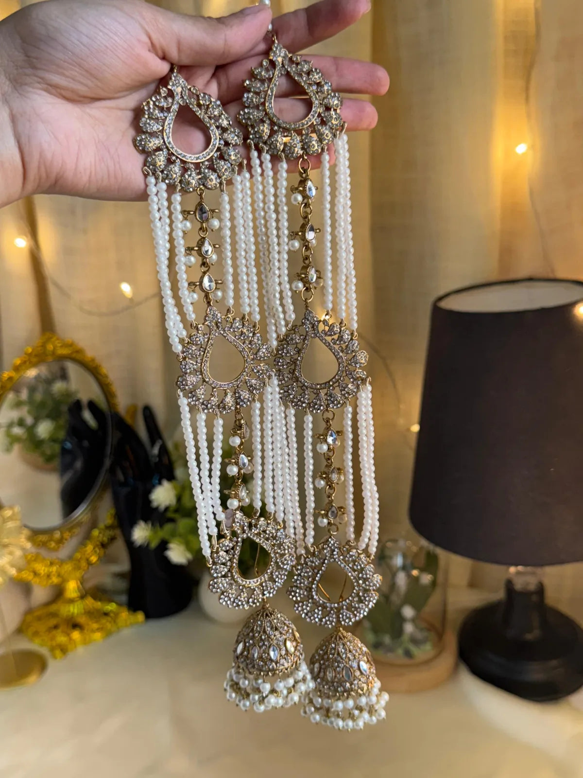 Eshaal Pearl Royale Earrings