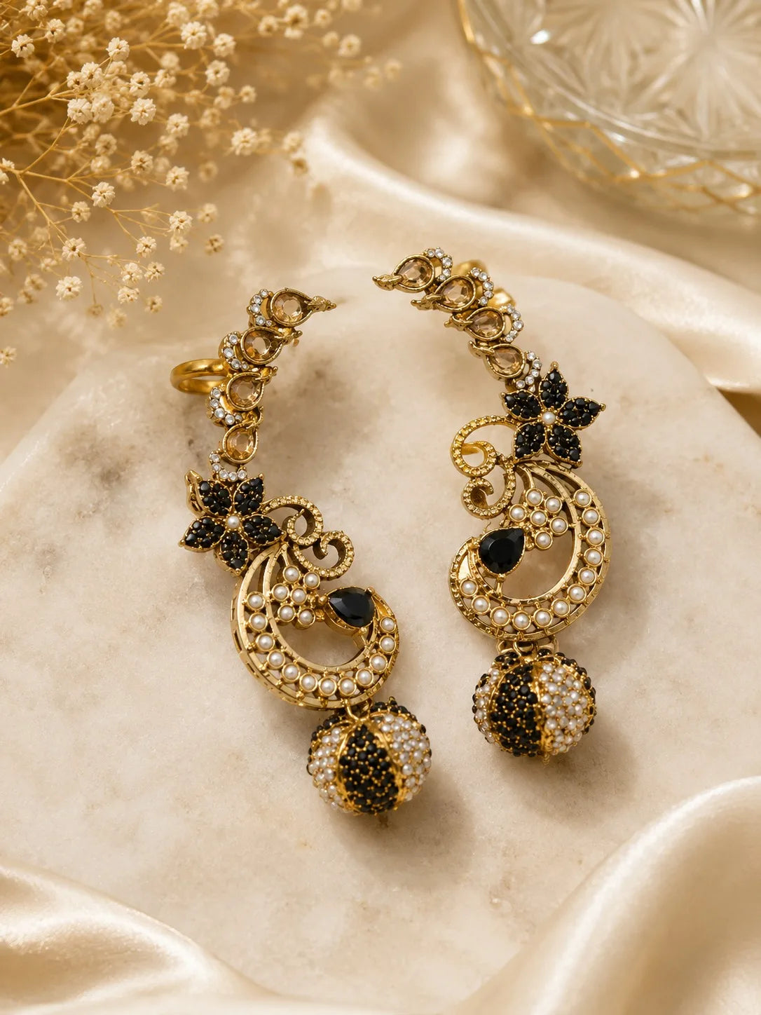 Siyah-e-Zar Earrings