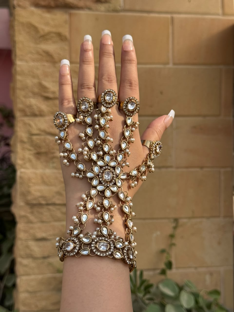 Noor-e-Husn Anja