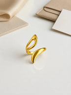Zareen Wave Ring