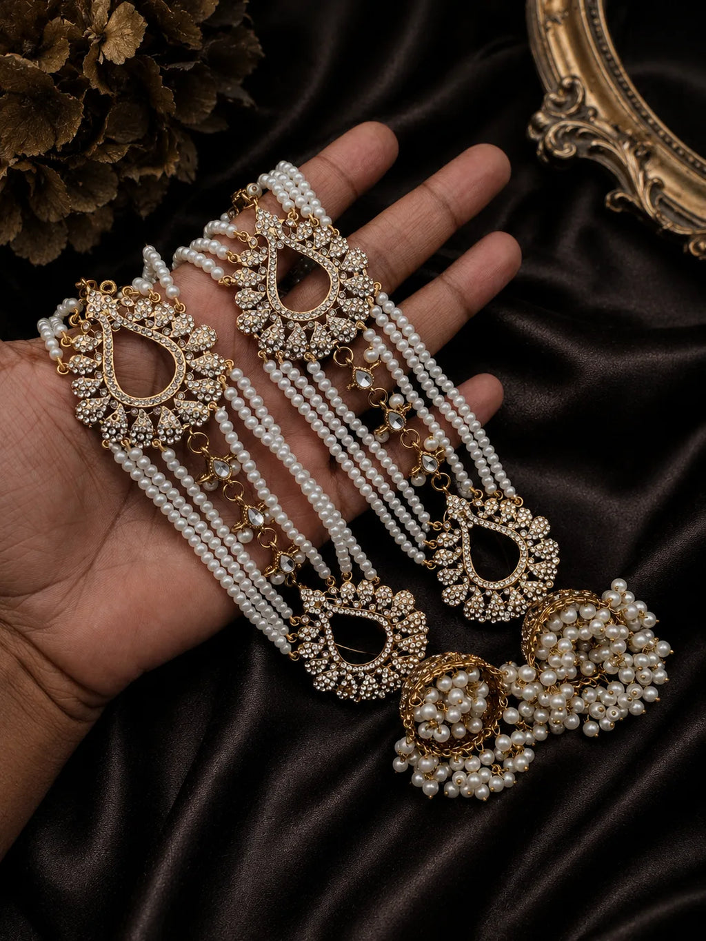 Eshaal Pearl Royale Earrings