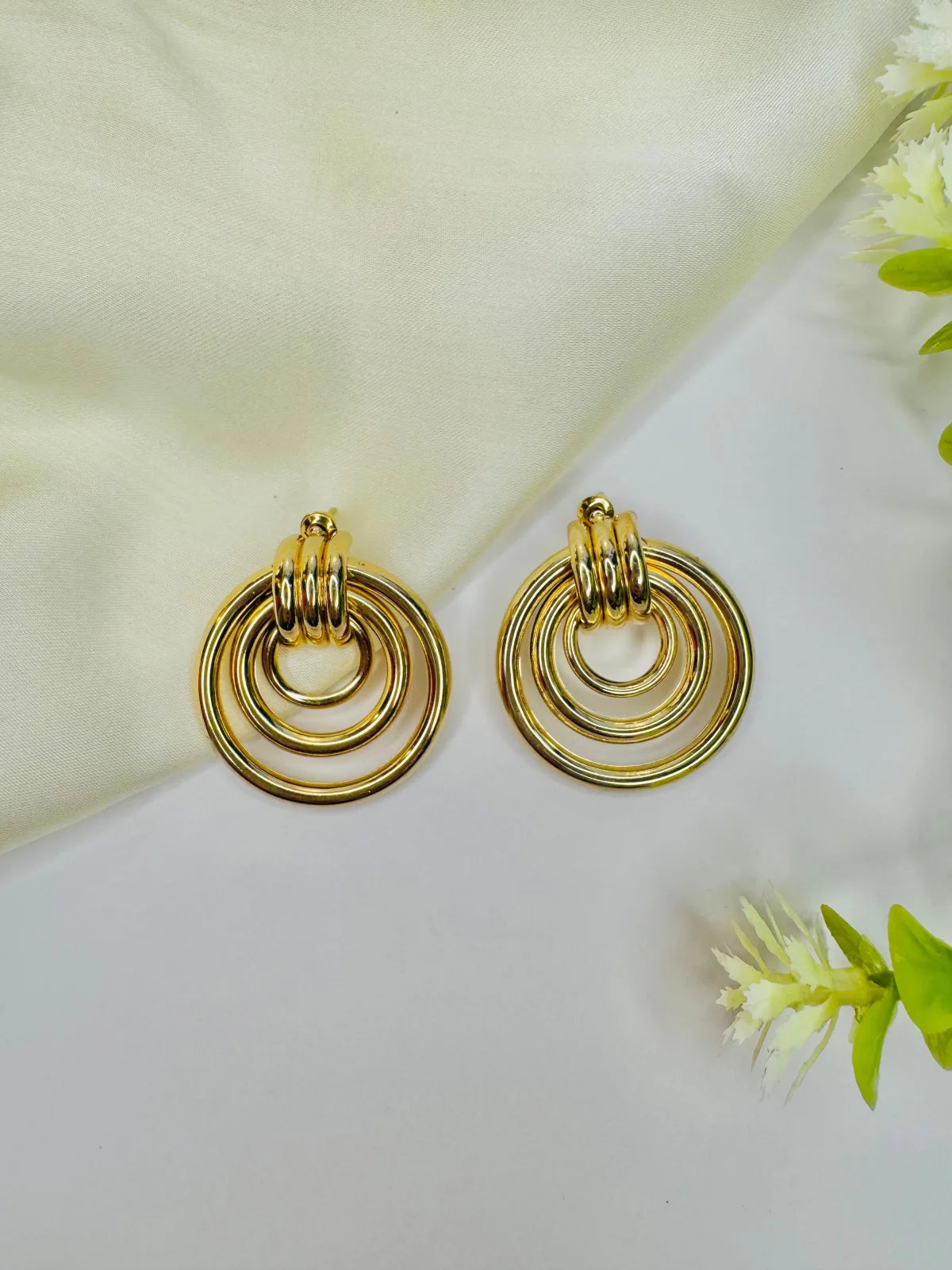 Vellum Orbital Studs